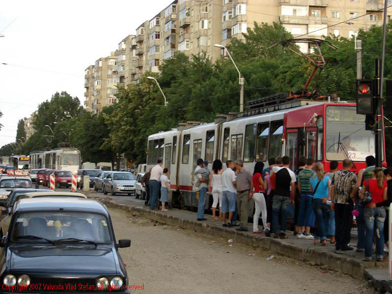 Vaivoda Vlad Stefan fotograf in Romania lucrari carosabil aglomeratie statie tramvai Brancoveanu Soseaua Oltenitei Bucuresti sector 4 2007