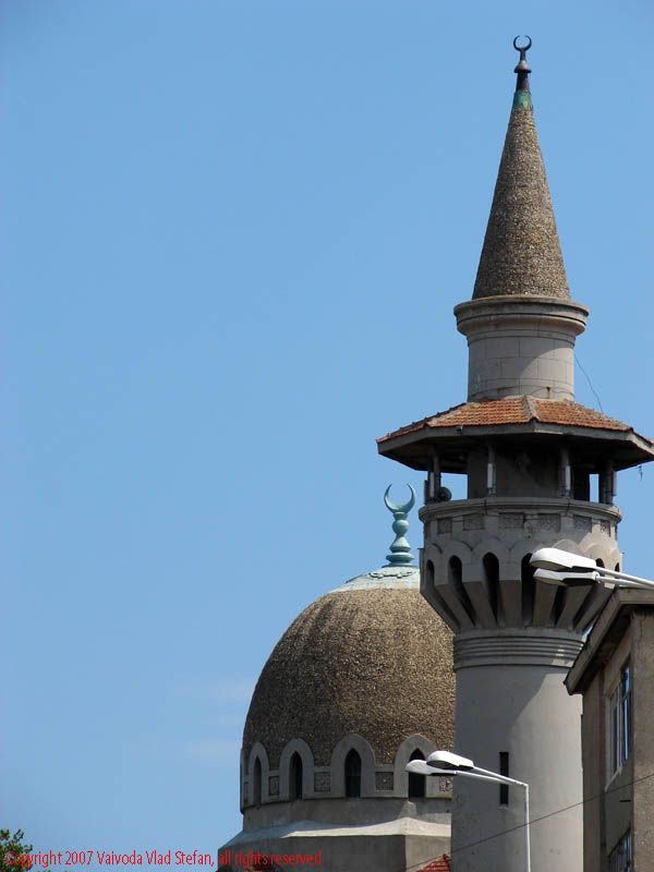 Plimbare prin Constanta 2007 Vaivoda Vlad fotograf in Romania moschee mahmud al II-lea moscheea mare carol I minaret