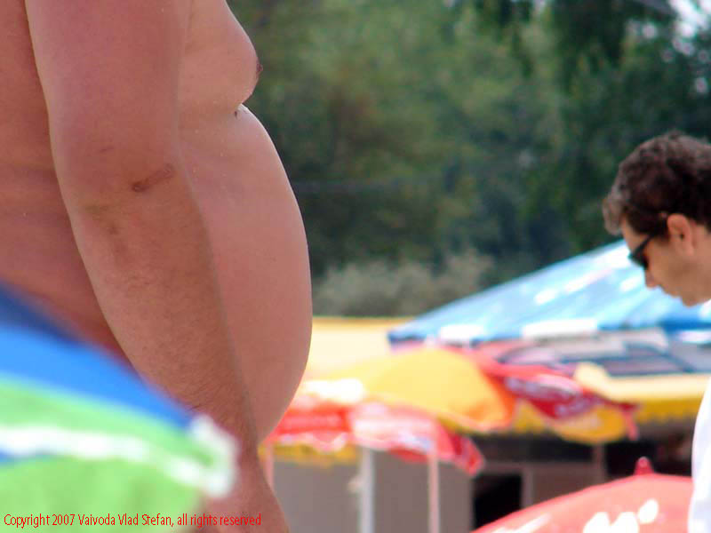 Pe plaja Mamaia 2007 Constanta Vaivoda Vlad fotograf in Romania turism turist litoral vara mal nisip plaja burta